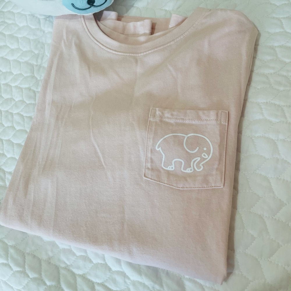 🐘🎀Adorable Elephant Ivory Ella Tee XS